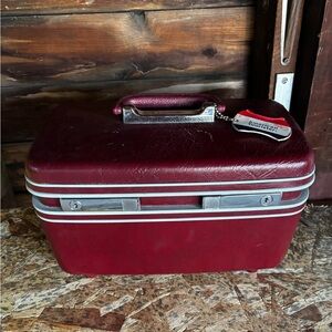 Vintage Burgundy Samsonite Profile Travel Case